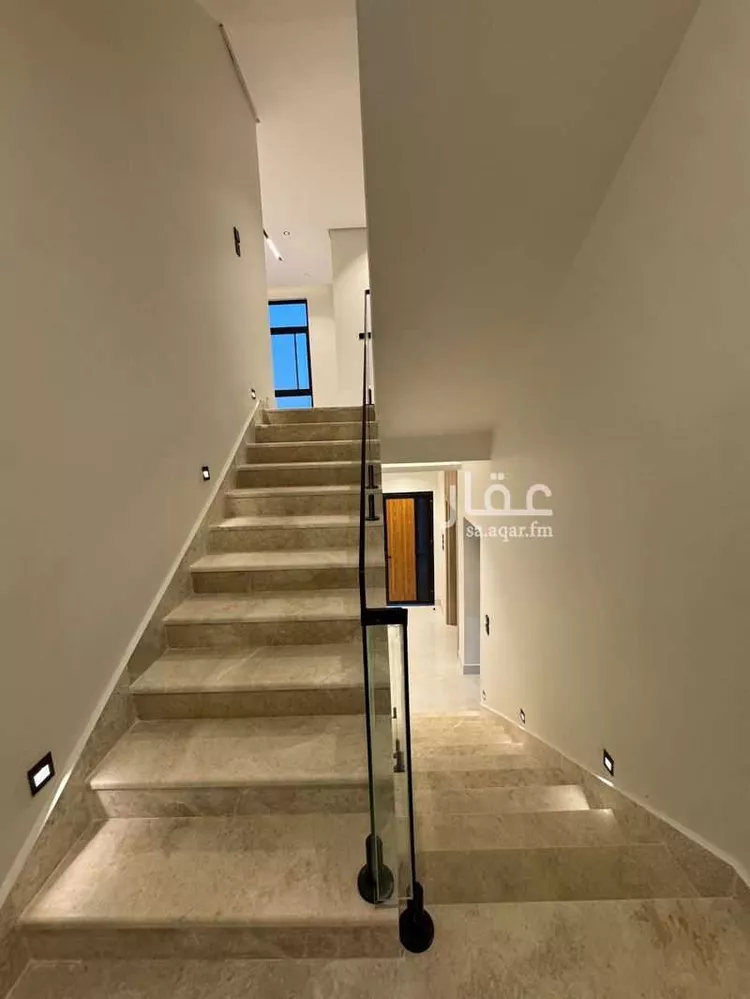 فيلا للبيع في شارع العزيزية 14, حي العزيزية, مدينة الجبيل, المنطقة الشرقية صورة 3