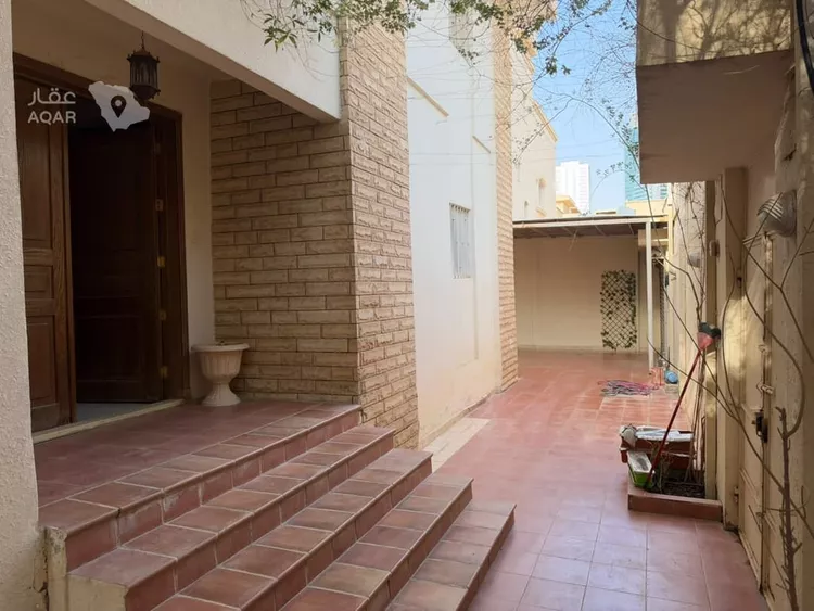فيلا للإيجار في شارع ابن الرماح, حي العليا, مدينة الرياض, منطقة الرياض صورة 2