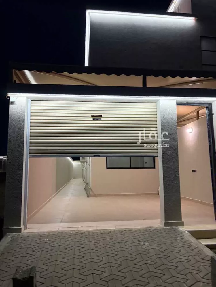 شقة للبيع في شارع 2550413, حي الورود, مدينة صامطه, منطقة جازان صورة 3