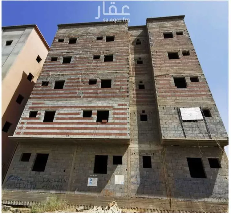 عمارة للبيع في شارع 481- عبد الرازق بليله, حي الملك فهد, مدينة ابو عريش - ابو عريش, منطقة جازان
