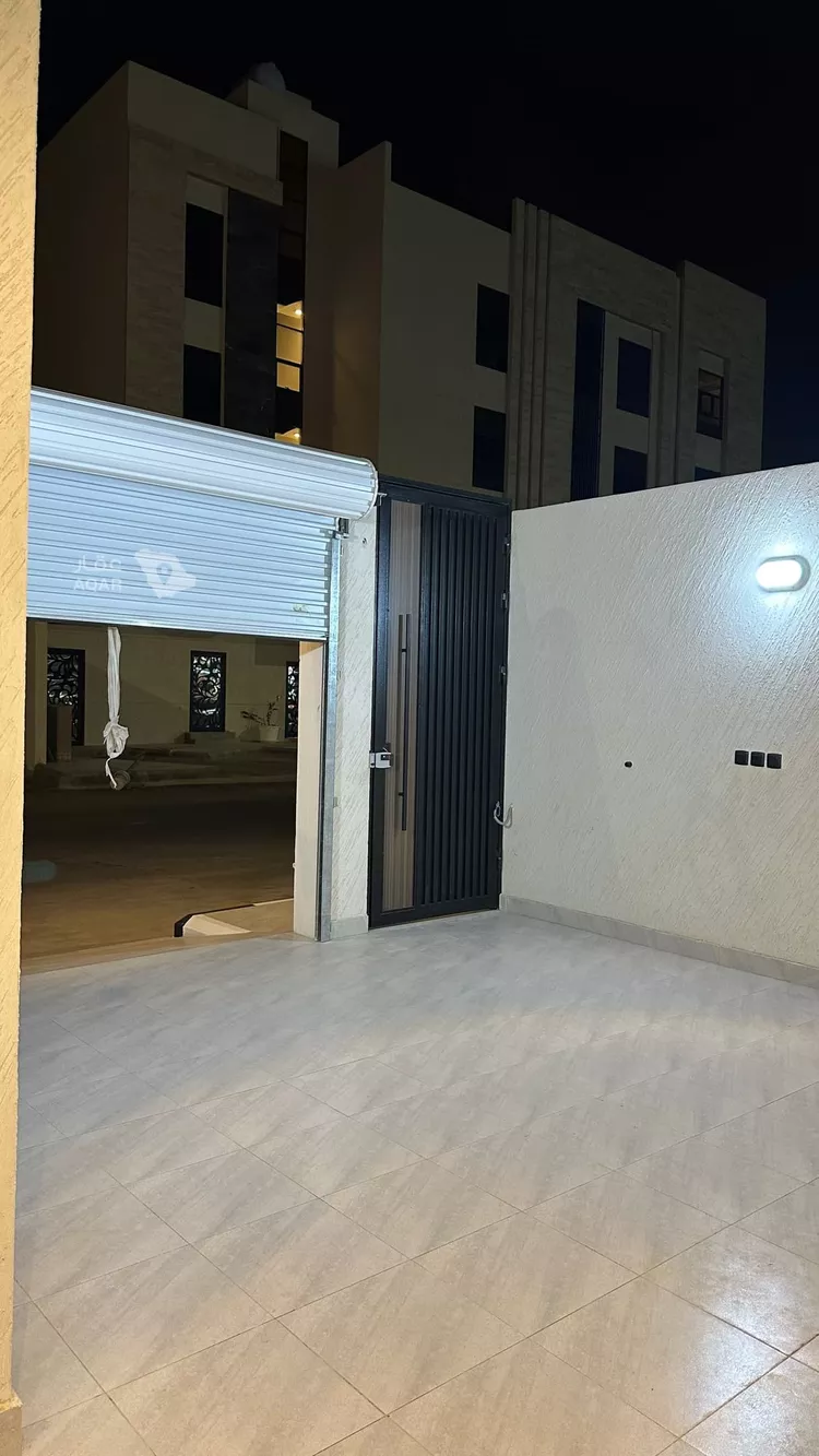 شقة للبيع في شارع يزيد بن الجرمي, حي الدفاع, مدينة المدينة المنورة, منطقة المدينة المنورة 8