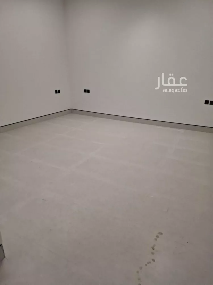 فيلا للبيع في شارع محمد بن غريب, حي النرجس, مدينة الرياض, منطقة الرياض 9