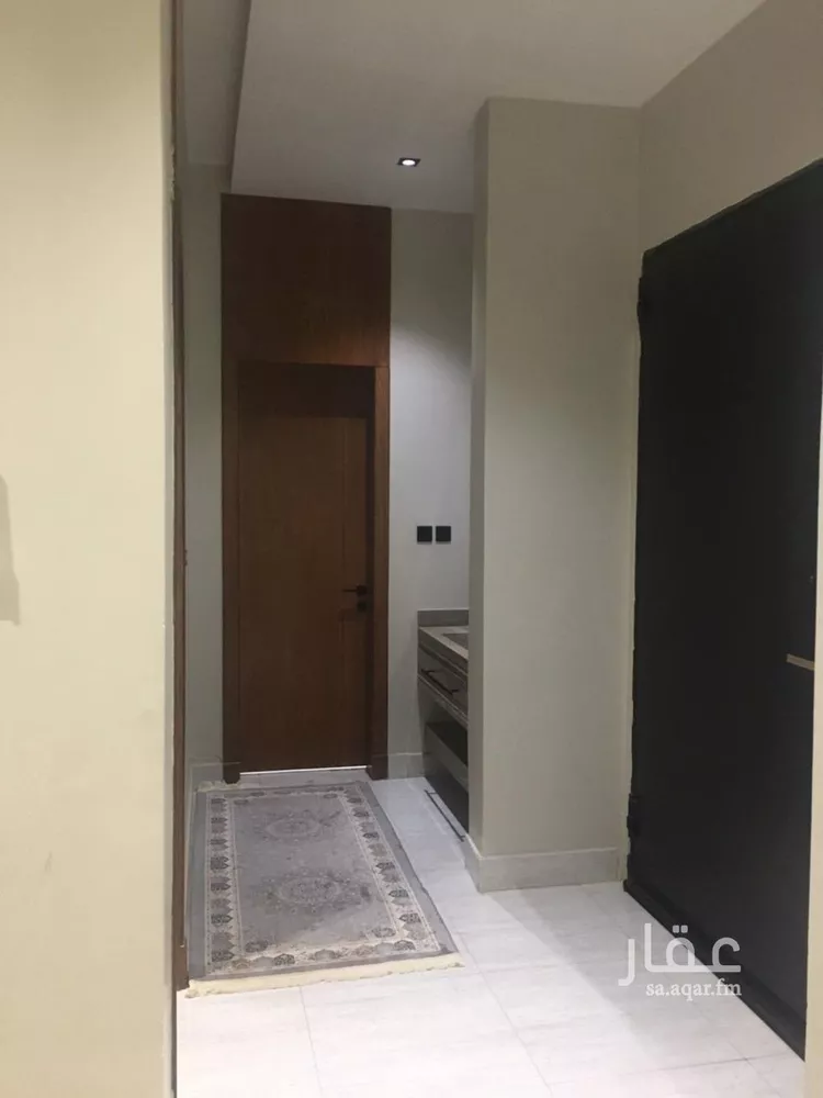 فيلا للبيع في شارع عبدالرحمن المكودي, حي عكاظ, مدينة الرياض, منطقة الرياض صورة 3