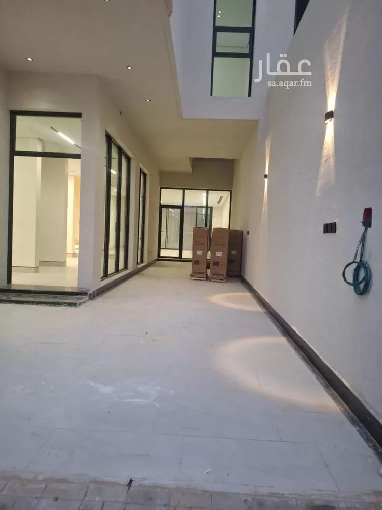 فيلا للبيع في شارع محمد بن غريب, حي النرجس, مدينة الرياض, منطقة الرياض صورة 4