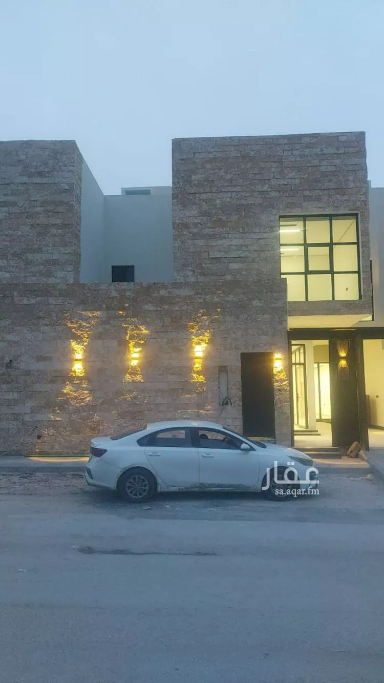 فيلا للبيع في شارع محمد بن غريب, حي النرجس, مدينة الرياض, منطقة الرياض 1 صورة