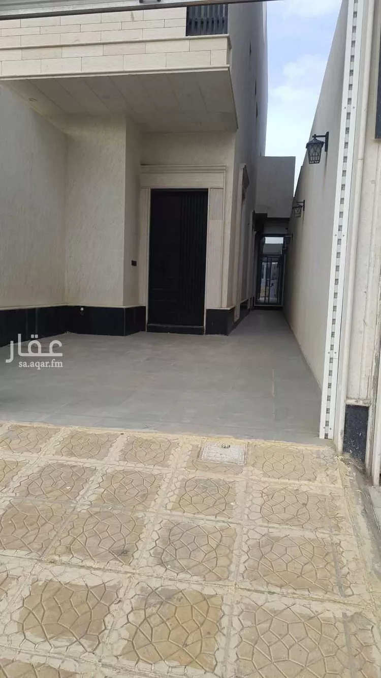 دور للبيع في شارع خريص ، حي الجنادرية ، الرياض ، منطقة الرياض صورة 4