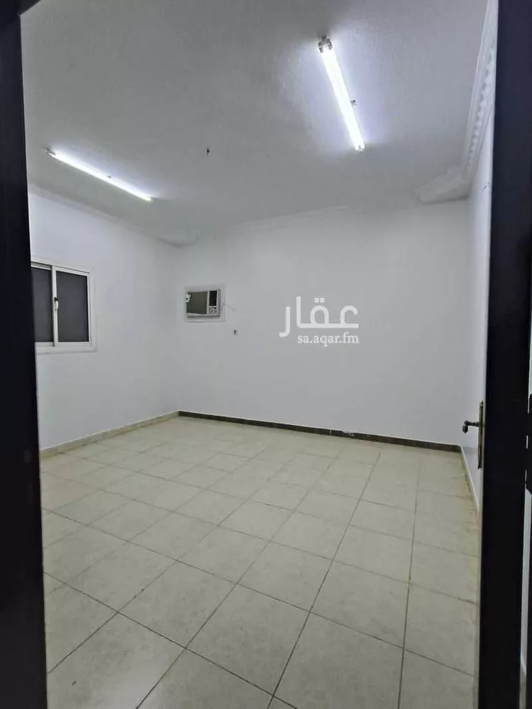 عمارة للإيجار في شارع راجية, حي اليرموك, مدينة الرياض, منطقة الرياض صورة 3