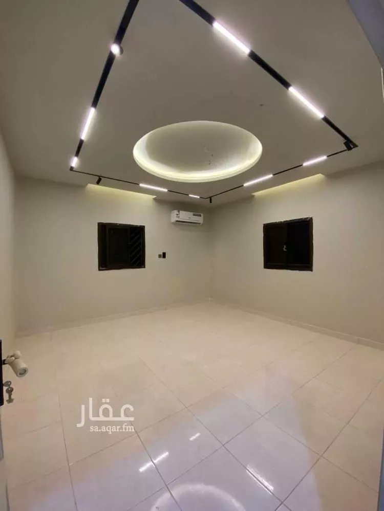 فيلا للبيع في شارع الدفاع, حي إشبيلية, مدينة الرياض, منطقة الرياض 6