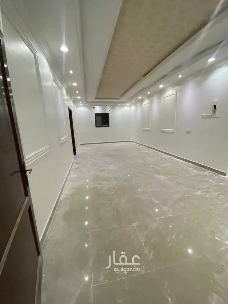 فيلا للبيع في شارع الدفاع, حي إشبيلية, مدينة الرياض, منطقة الرياض 11