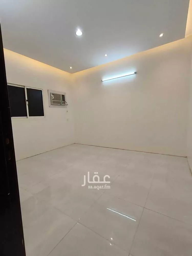 شقة للإيجار في شارع ابن الصاحب ، حي الملك فيصل ، الرياض ، منطقة الرياض صورة 2