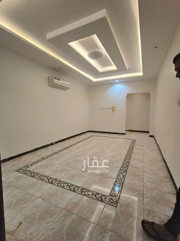 فيلا للإيجار في شارع ابن الصاحب, حي الملك فيصل, مدينة الرياض, منطقة الرياض