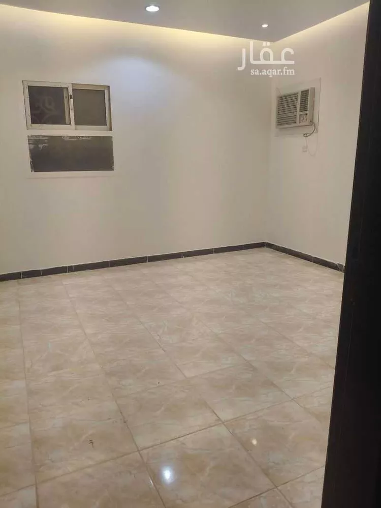 فيلا للإيجار في شارع ابن الصاحب, حي الملك فيصل, مدينة الرياض, منطقة الرياض صورة 2