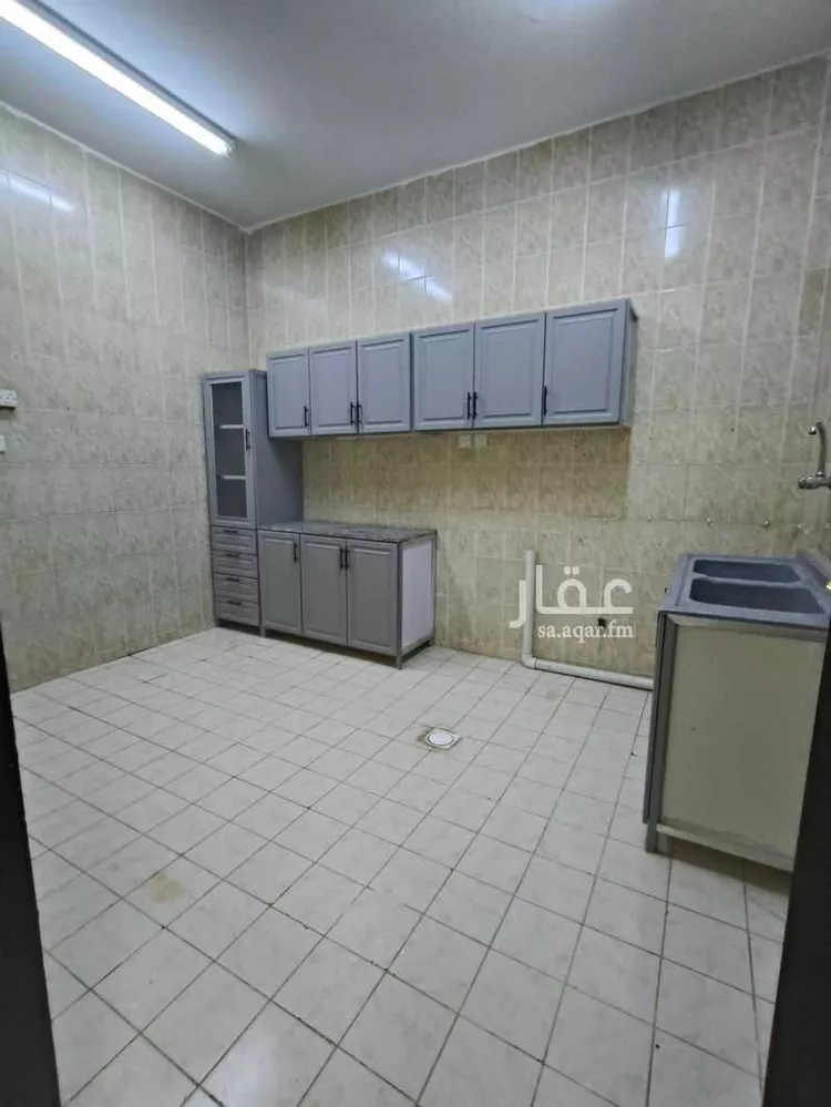 شقة للإيجار في شارع بحر العرب, حي اليرموك, مدينة الرياض, منطقة الرياض 8