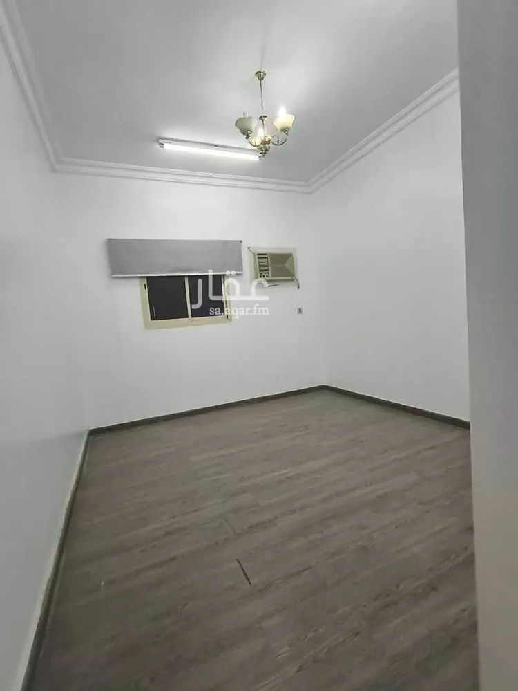 Building for Rent in Riyadh Al Yarmouk