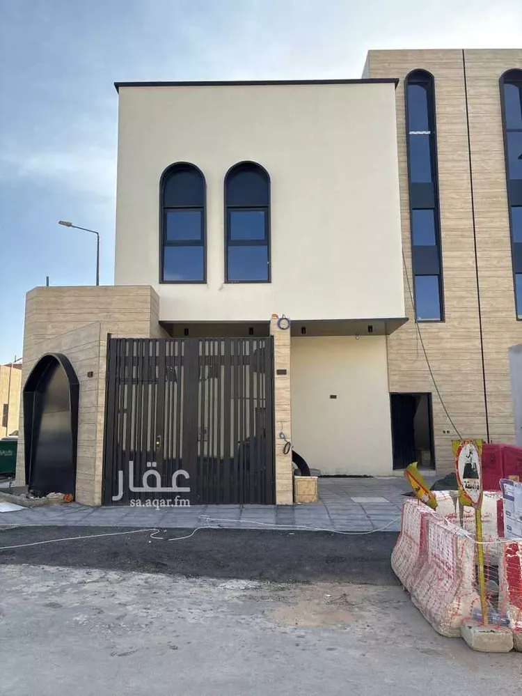 دور للبيع في شارع المجدل, حي الوادي, مدينة الرياض, منطقة الرياض