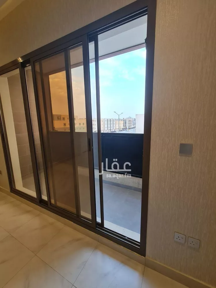 شقة للإيجار في شارع الدهناء, حي الملقا, مدينة الرياض, منطقة الرياض صورة 2