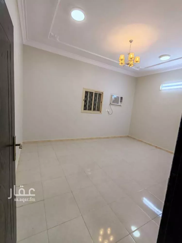 شقة للإيجار في شارع 2725775, حي الحيلة الغربي, مدينة محائل, منطقة عسير
