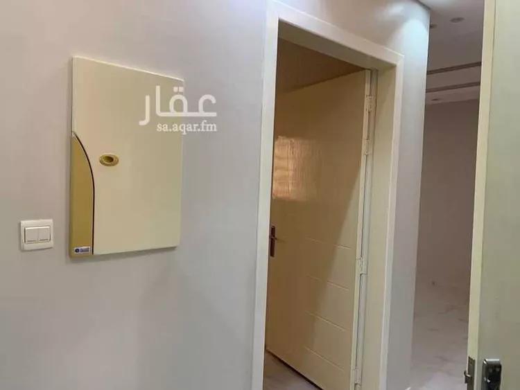 شقة للإيجار في شارع يحيي بن محمد الغرناطي, حي المعيزيلة, مدينة الرياض, منطقة الرياض صورة 3