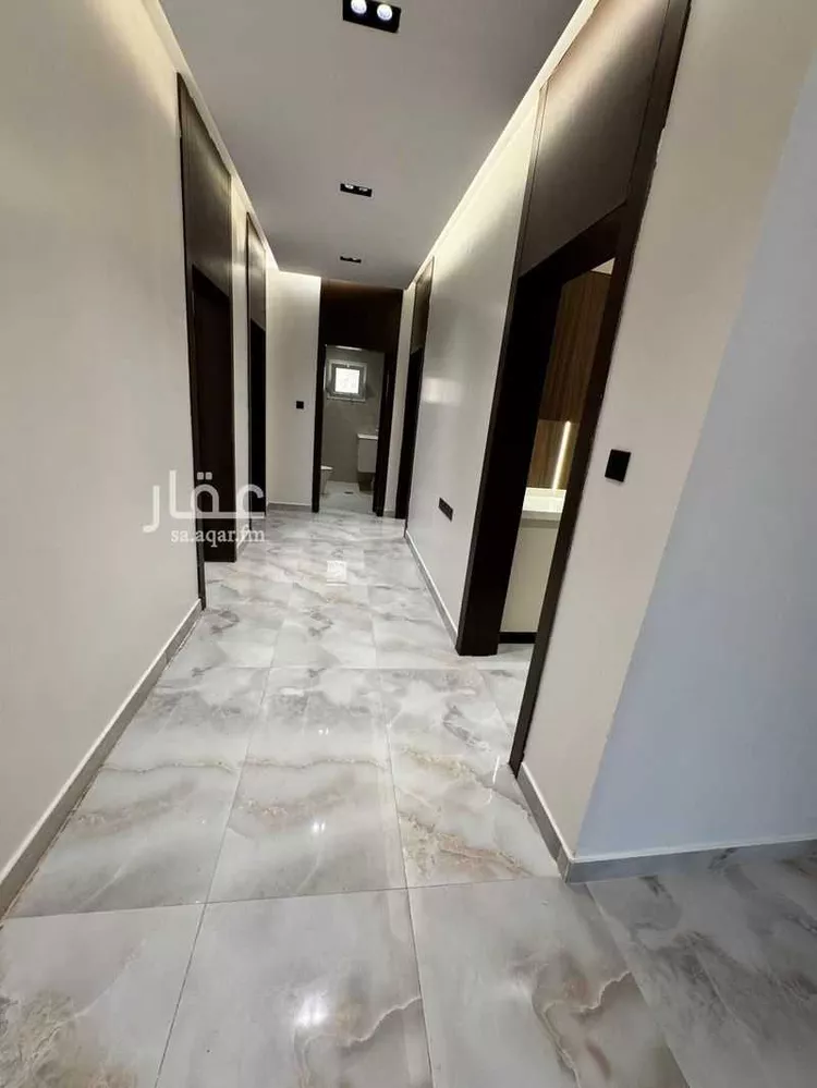 Floor for Rent in Riyadh Ar Rayan 24