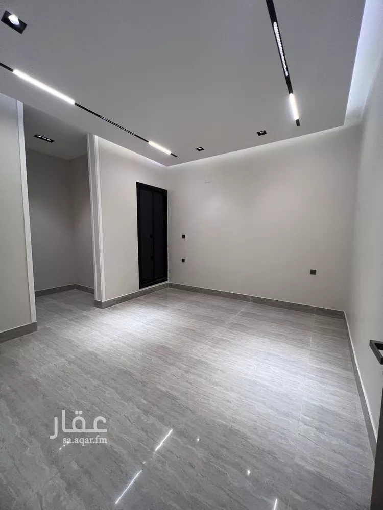 دور للبيع في شارع عبدالله الكلابي, حي الرمال, مدينة الرياض, منطقة الرياض 8