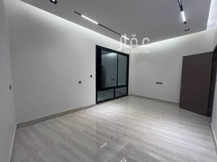 فيلا للبيع في شارع أحمد بن أصبغ, حي الرمال, مدينة الرياض, منطقة الرياض