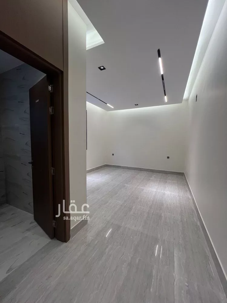 فيلا للبيع في شارع الشيخ يحيى أمان, حي الرمال, مدينة الرياض, منطقة الرياض 6