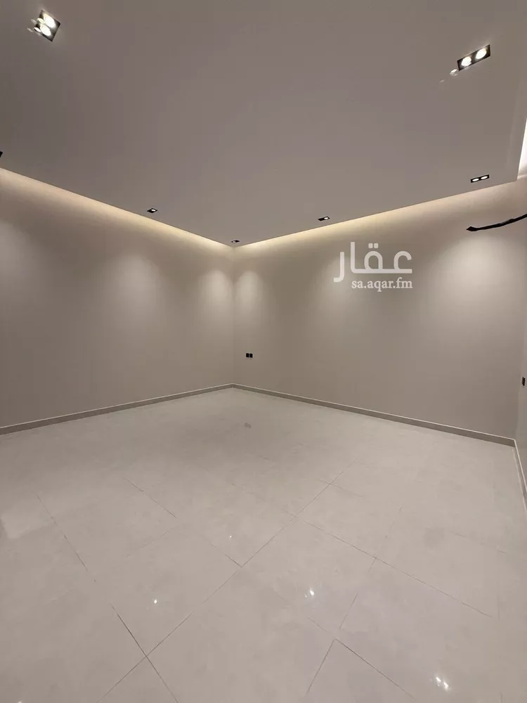 Floor for Sale in Riyadh Al Janadriyah صورة 3