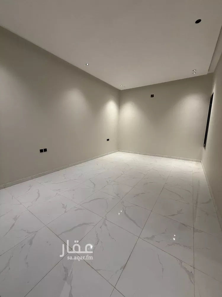 Floor for Sale in Riyadh Al Janadriyah صورة 2