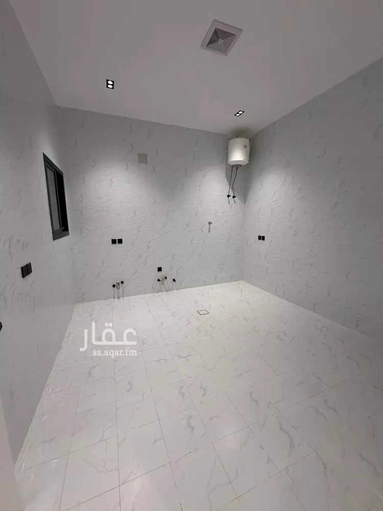 Floor for Sale in Riyadh Al Janadriyah صورة 5