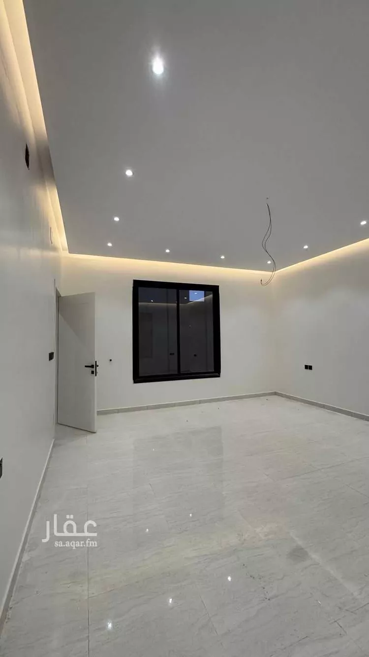 Floor for Sale in Al Majmaah King Abdullah 17