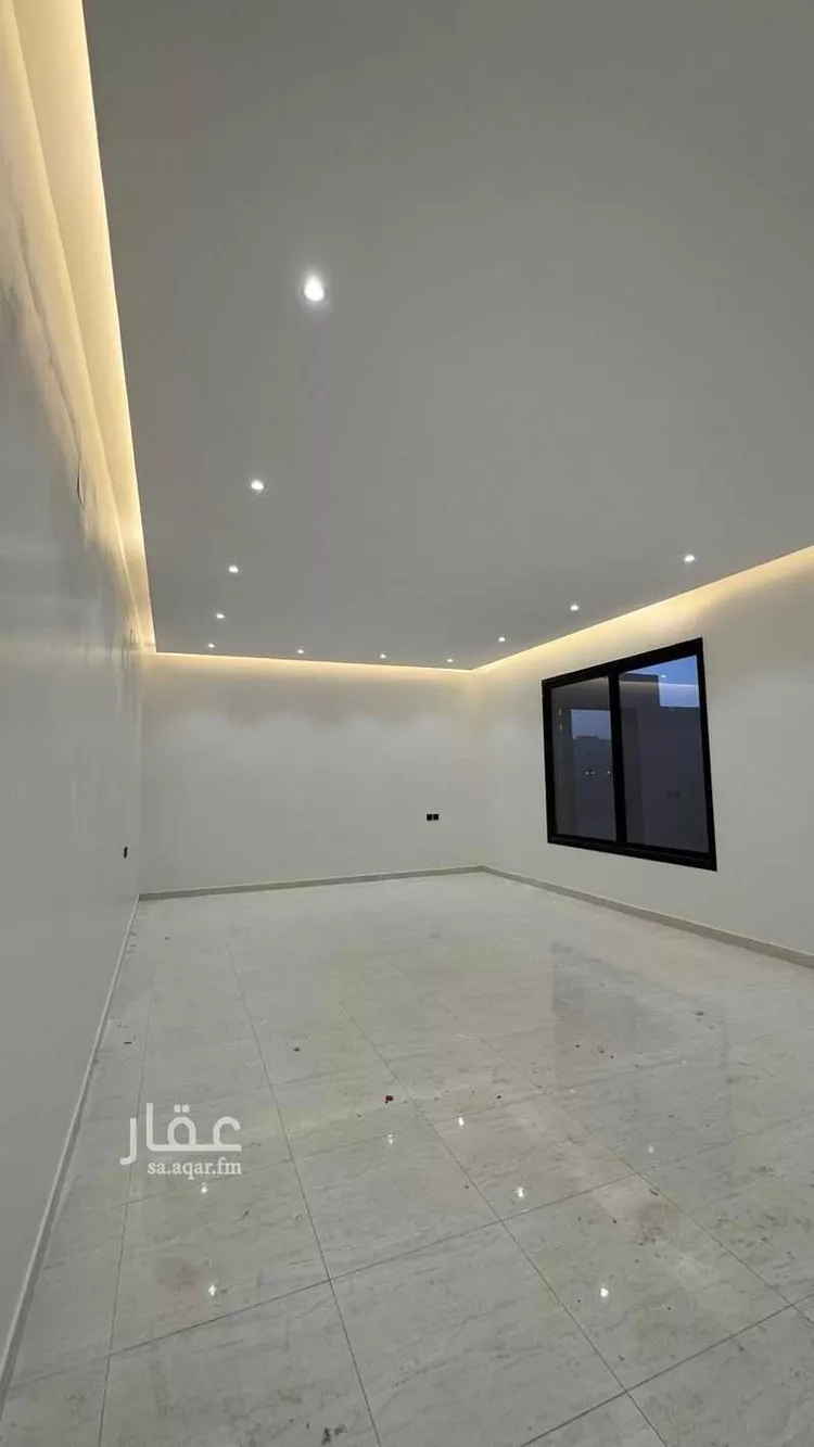 Floor for Sale in Al Majmaah King Abdullah 9