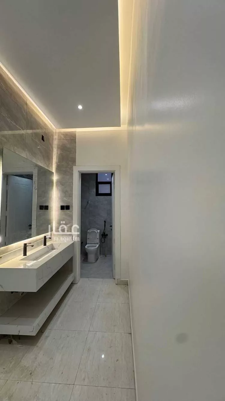 Floor for Sale in Al Majmaah King Abdullah 7