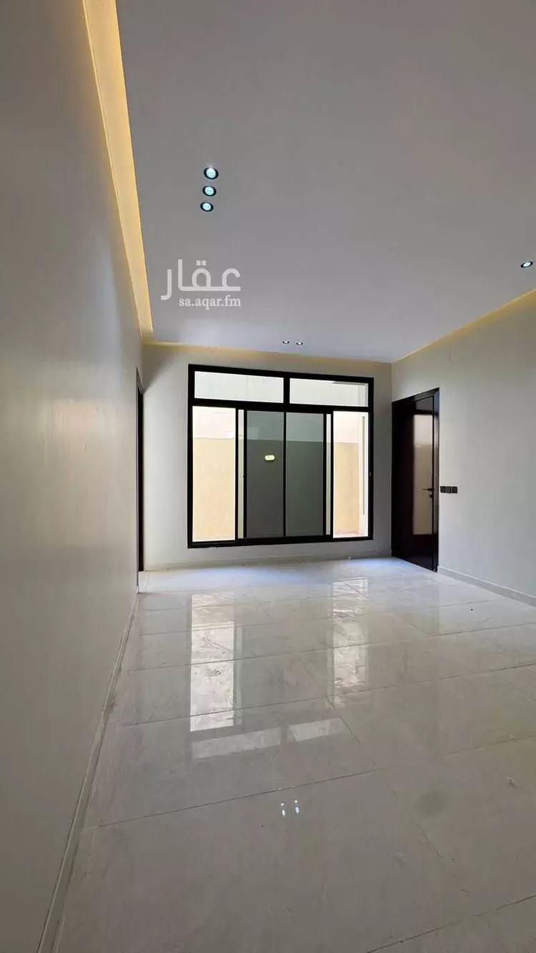 فيلا للبيع في شارع الاحوص ابن مسعود ابن كعب, حي المستقبل, مدينة المجمعة, منطقة الرياض صورة 5