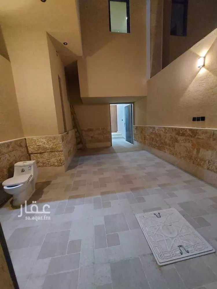 دور للبيع في شارع حسين بن سعيد المنوفي, حي طويق, مدينة الرياض, منطقة الرياض 11