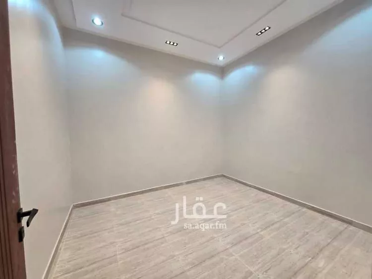 Floor for Sale in Riyadh Tuwaiq 10