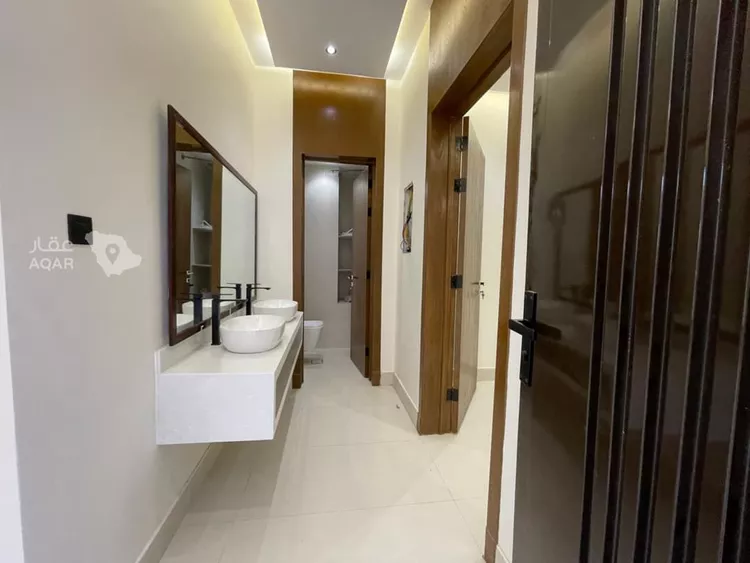 Floor for Sale in Riyadh Tuwaiq 7