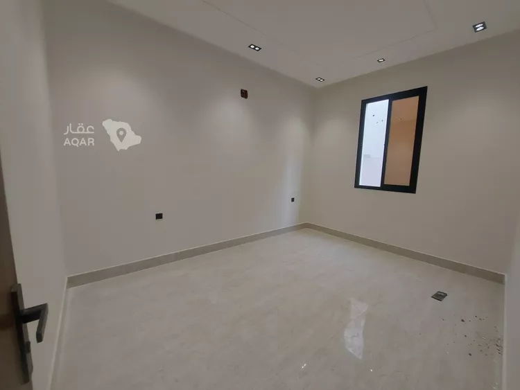 Floor for Sale in Riyadh Tuwaiq 10