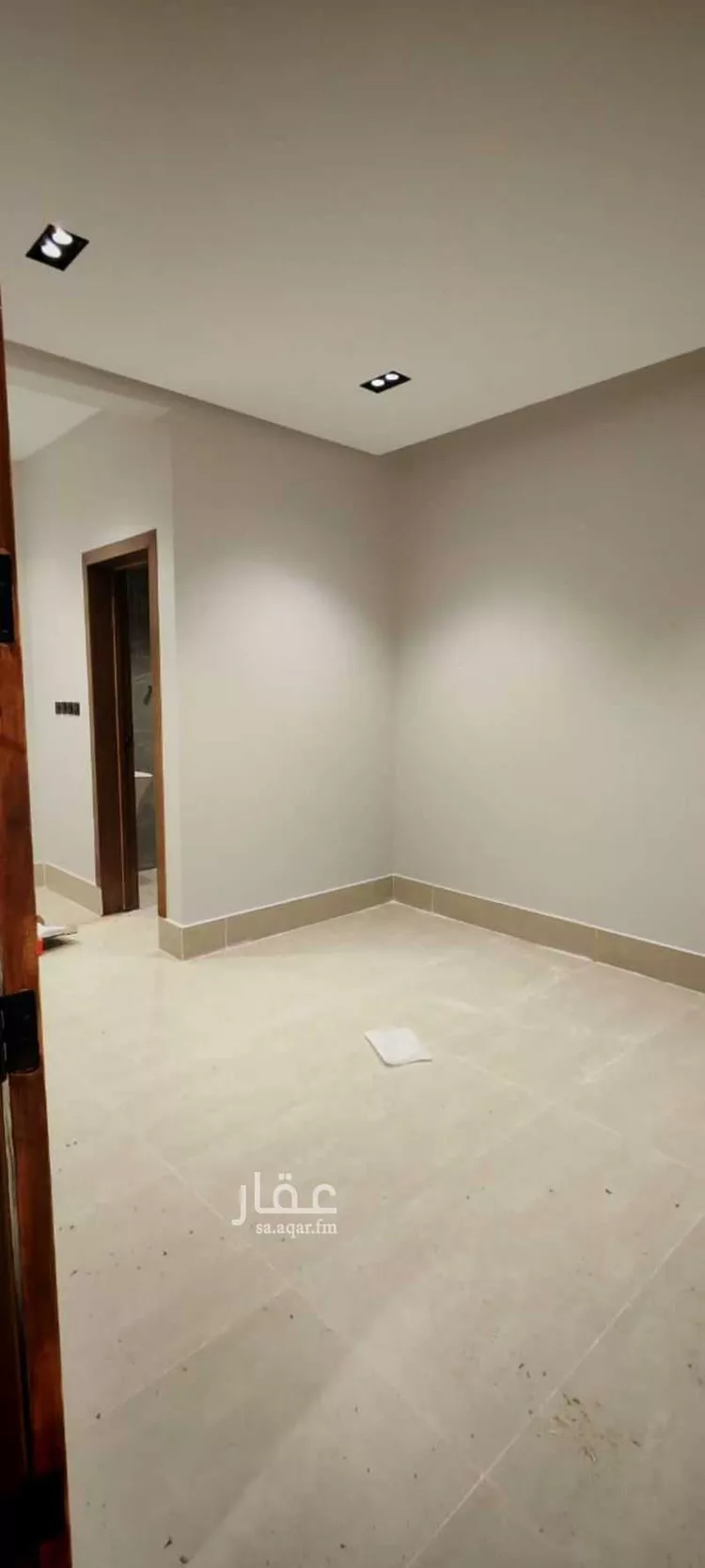 فيلا للبيع في شارع عبدالرحمن القاضي, حي عكاظ, مدينة الرياض, منطقة الرياض صورة 2