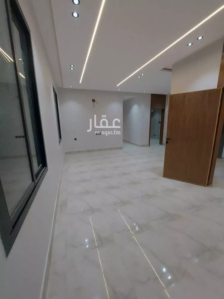 دور للبيع في شارع حسين بن سعيد المنوفي, حي طويق, مدينة الرياض, منطقة الرياض 17