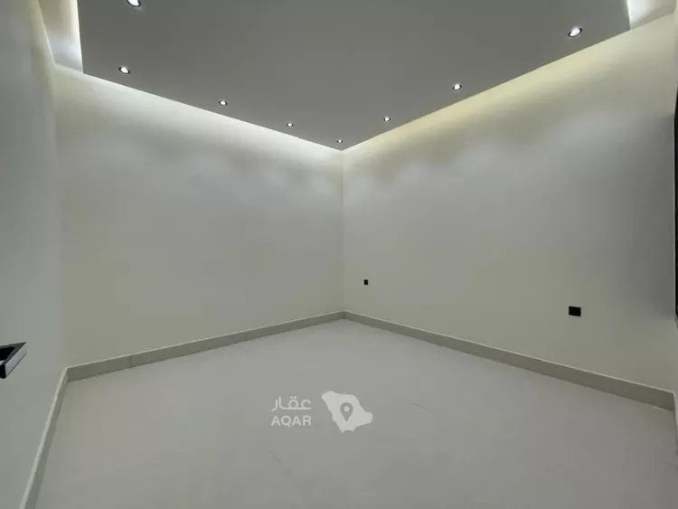Floor for Sale in Riyadh Tuwaiq 6