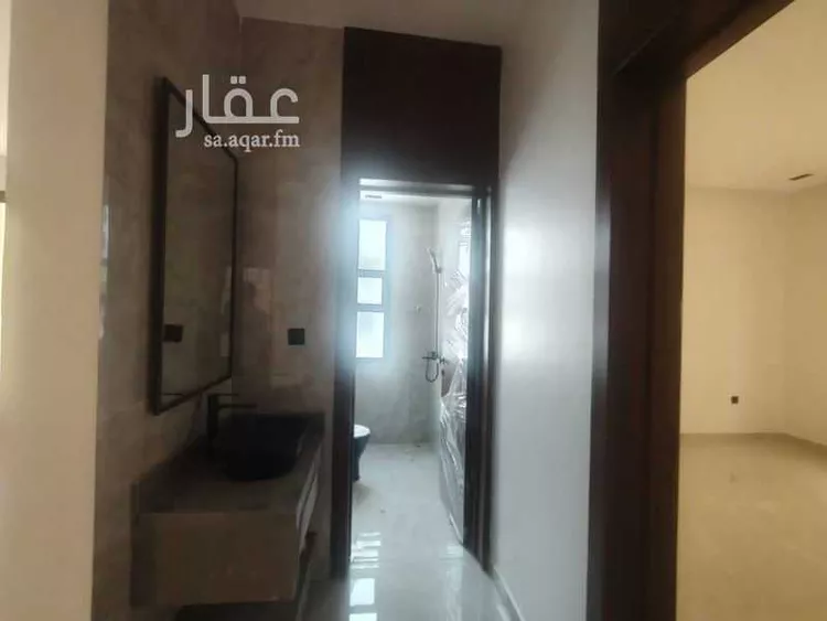 دور للبيع في شارع فضيلة الشيخ أحمد عزت, حي طويق, مدينة الرياض, منطقة الرياض 15