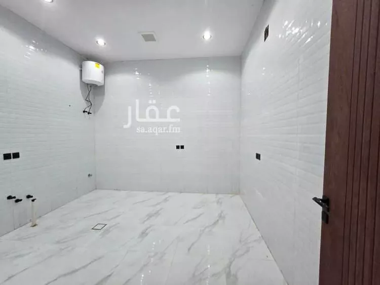 دور للبيع في شارع شكيب الأموي, حي طويق, مدينة الرياض, منطقة الرياض 8