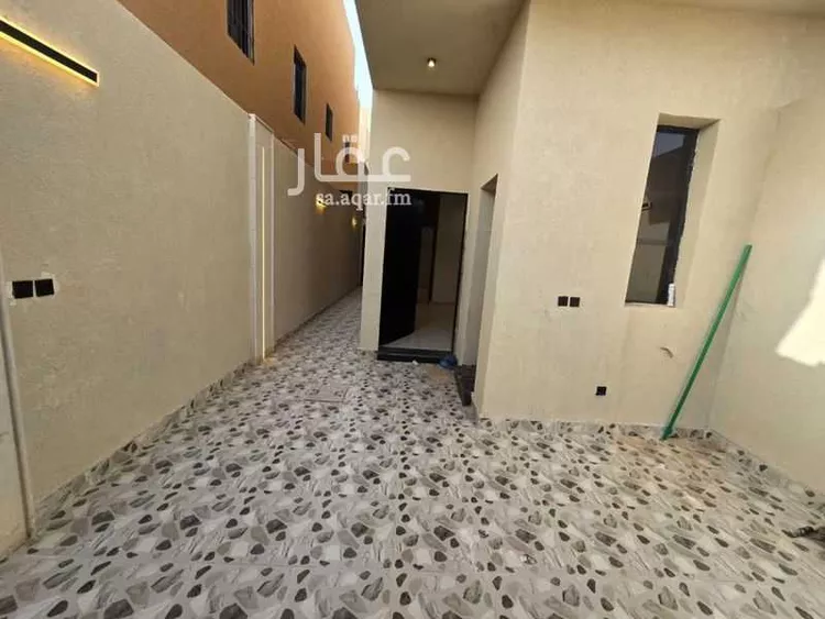 Floor for Sale in Riyadh Tuwaiq 14