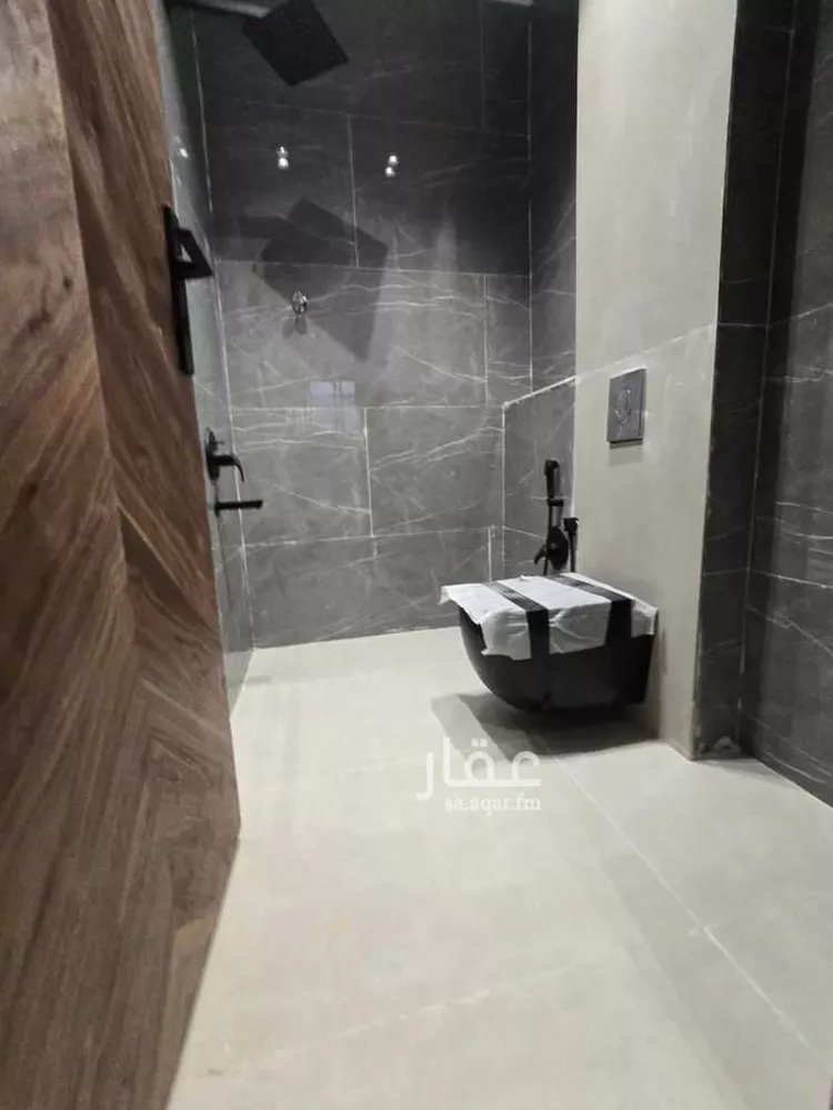 فيلا للبيع في شارع ابن سيده اللغوي, حي عكاظ, مدينة الرياض, منطقة الرياض صورة 2