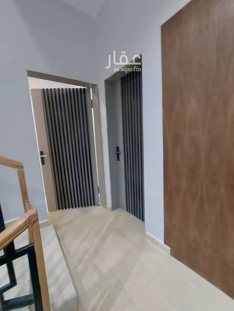 دور للبيع في شارع حسين بن سعيد المنوفي, حي طويق, مدينة الرياض, منطقة الرياض 15