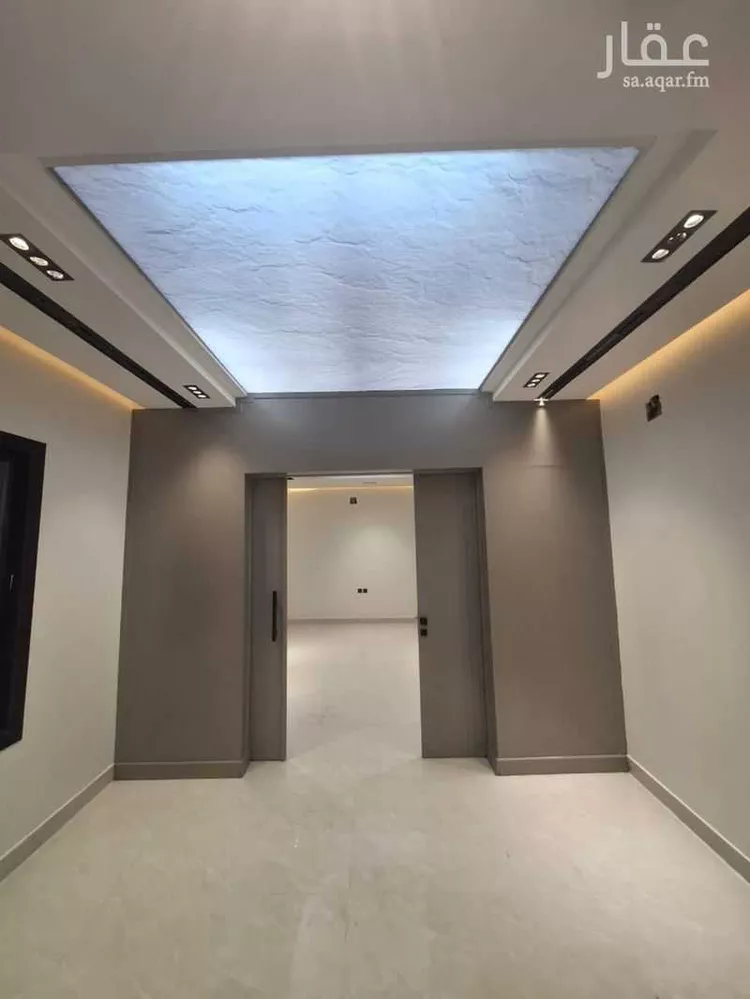 دور للبيع في شارع حسان بن قيس, حي بدر, مدينة الرياض, منطقة الرياض صورة 5