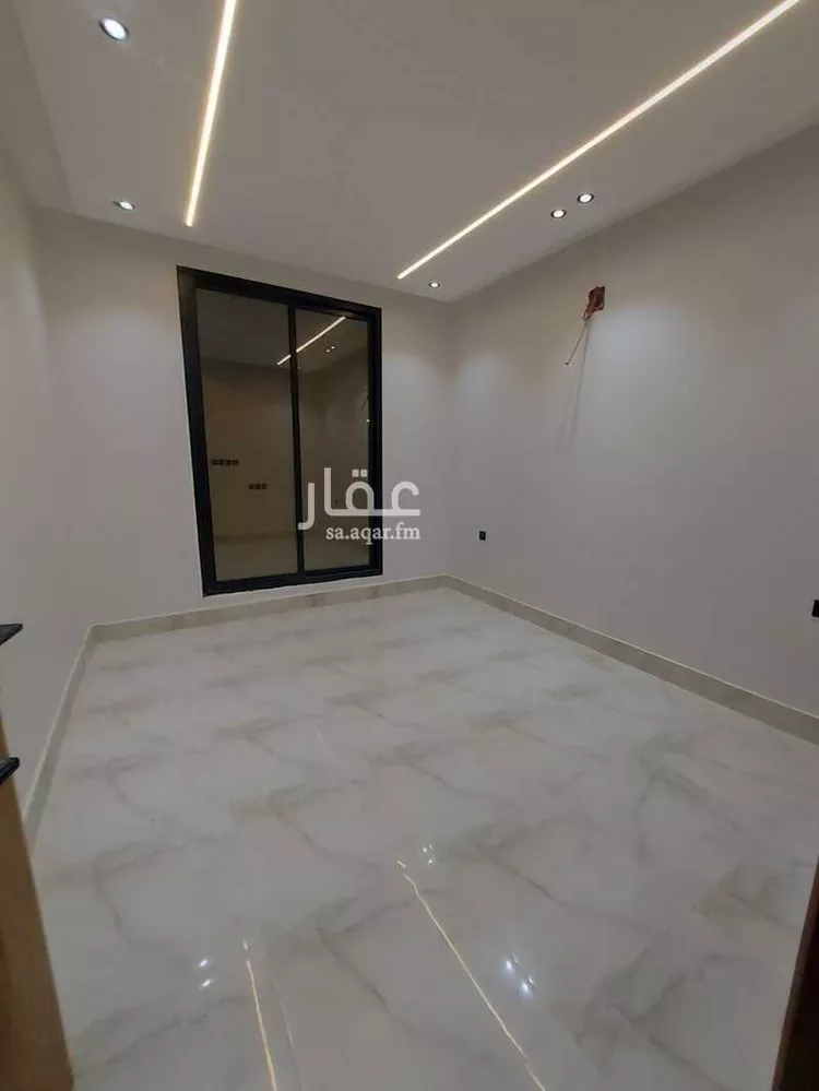 دور للبيع في شارع حسين بن سعيد المنوفي, حي طويق, مدينة الرياض, منطقة الرياض 14