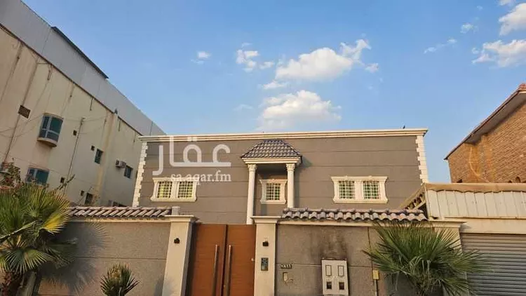 فيلا للبيع في شارع الخيال ، حي صلاح الدين ، الرياض ، منطقة الرياض صورة 4