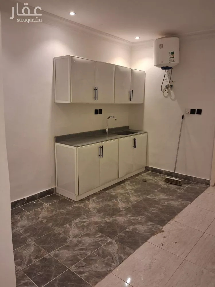 شقة للإيجار في شارع ضرار بن الخطاب, حي المروج, مدينة الرياض, منطقة الرياض 1 صورة