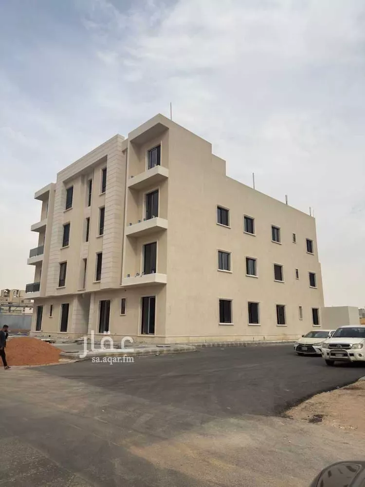 عمارة للبيع في شارع داود الشاذلي, حي الرمال, مدينة الرياض, منطقة الرياض صورة 3